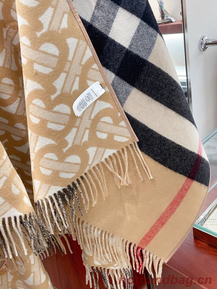 Burberry Cloak BBC00166 Burberry Cloak BBC00166