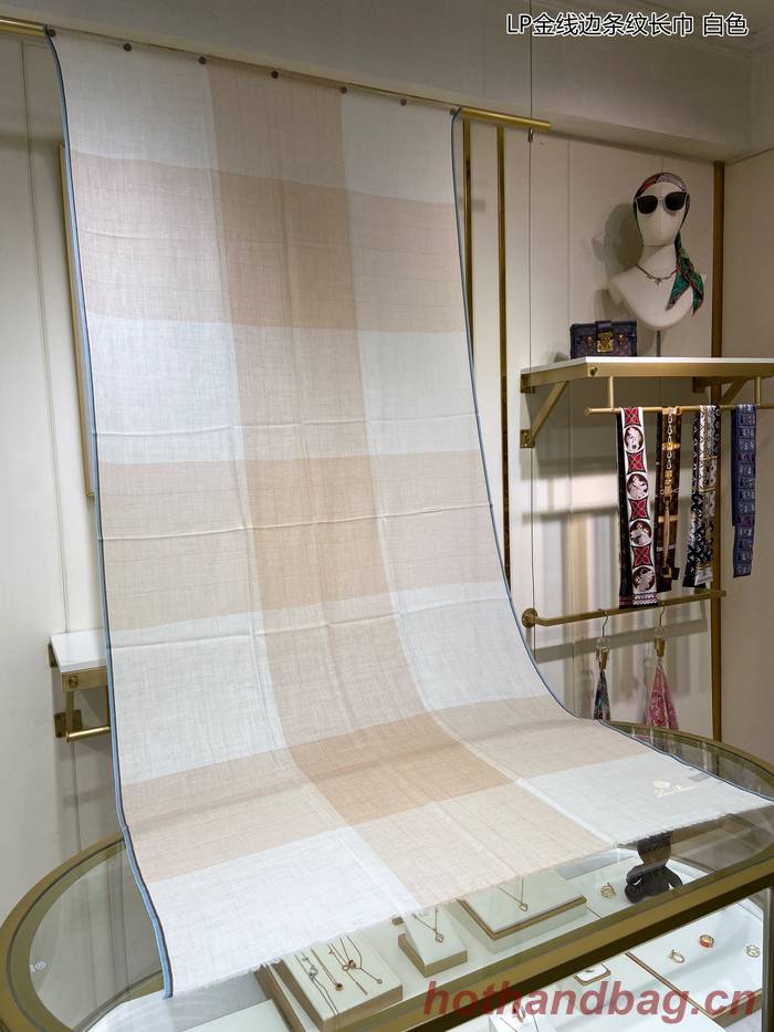 Loro Piana Scarf LPC00011 Loro Piana Scarf LPC00011