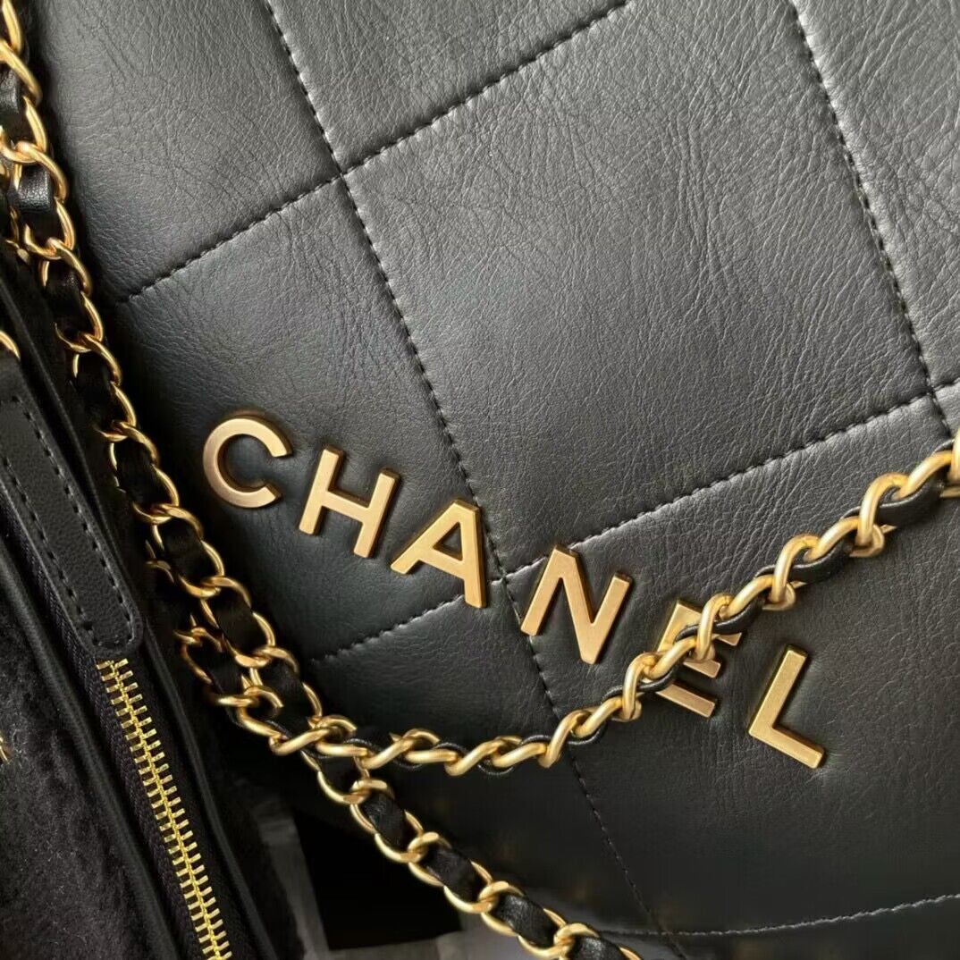 CHANEL 22 HANDBAG Sheepskin & Gold-Tone Metal AS3260 Black CHANEL 22 HANDBAG Sheepskin & Gold-Tone Metal AS3260 Black