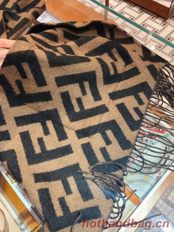 Fendi Cloak FDC00106 Fendi Cloak FDC00106