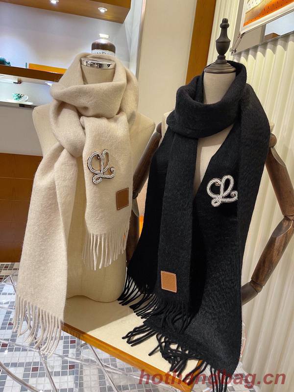 Loewe Scarf LOC00020 Loewe Scarf LOC00020