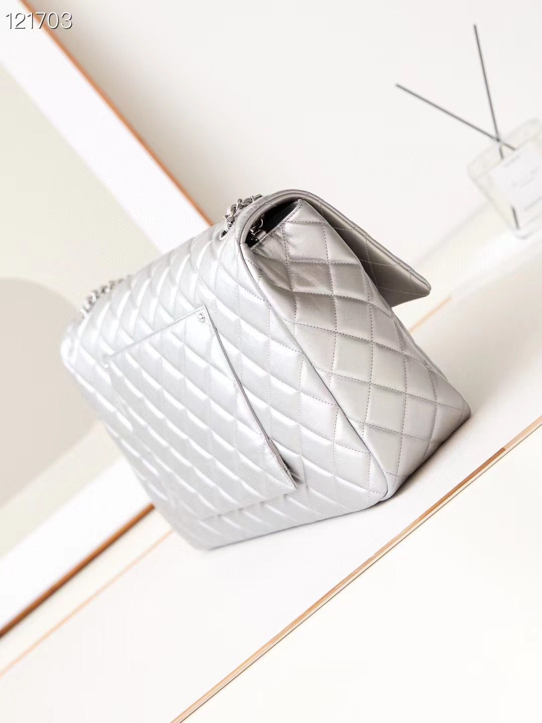 Chanel LARGE 2.55 HANDBAG AS4661 Silver Chanel LARGE 2.55 HANDBAG AS4661 Silver