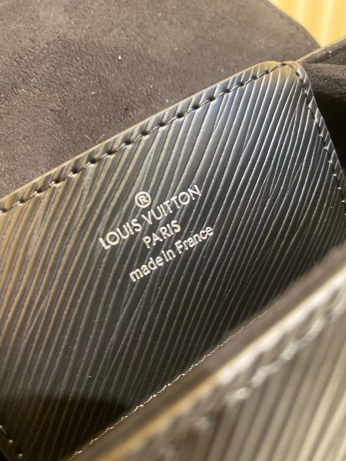 Louis Vuitton Epi Leather Twist PM M21119 Black Silver-Tone Louis Vuitton Epi Leather Twist PM M21119 Black Silver-Tone