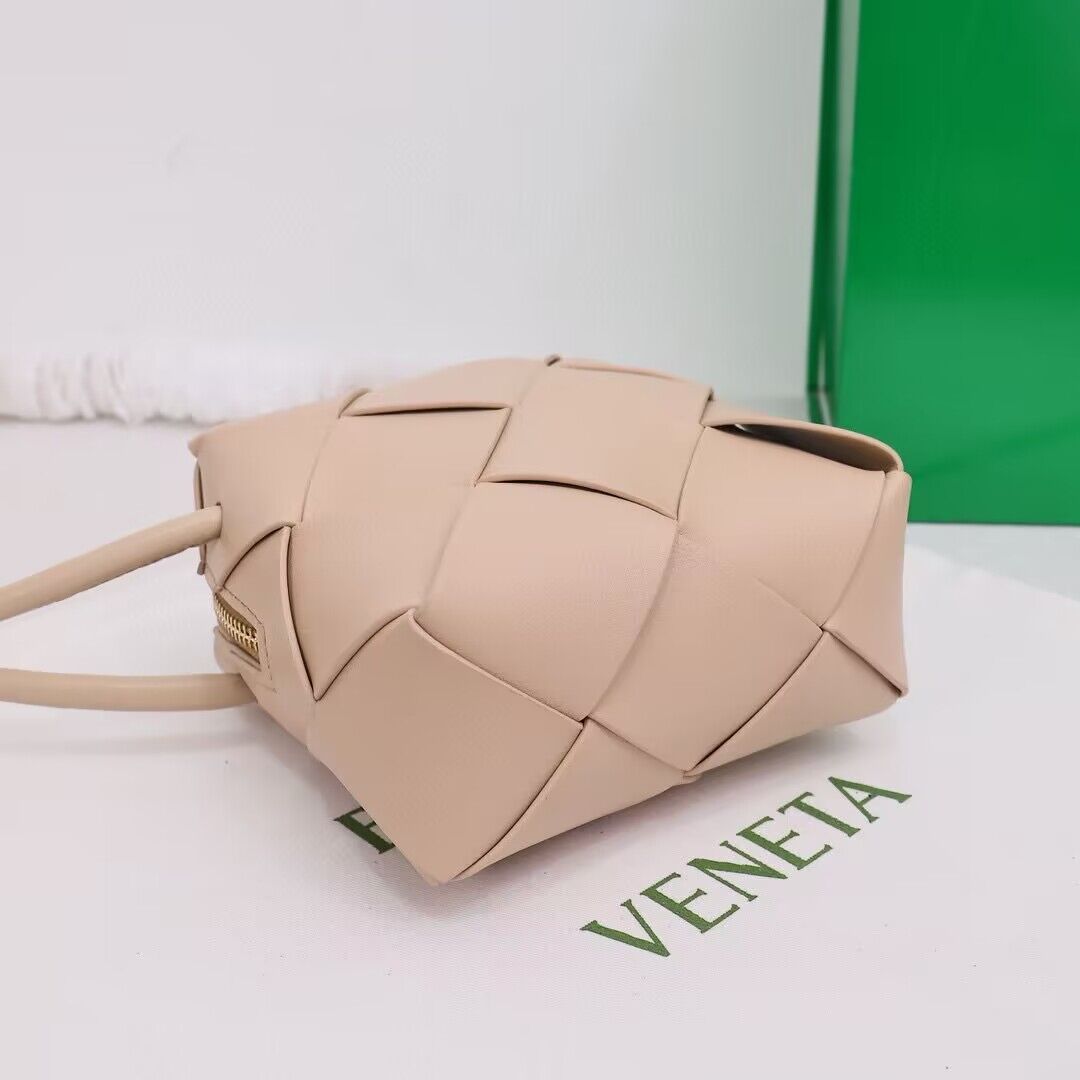 Bottega Veneta Mini Cassette Camera Bag 701915 Cream Bottega Veneta Mini Cassette Camera Bag 701915 Cream