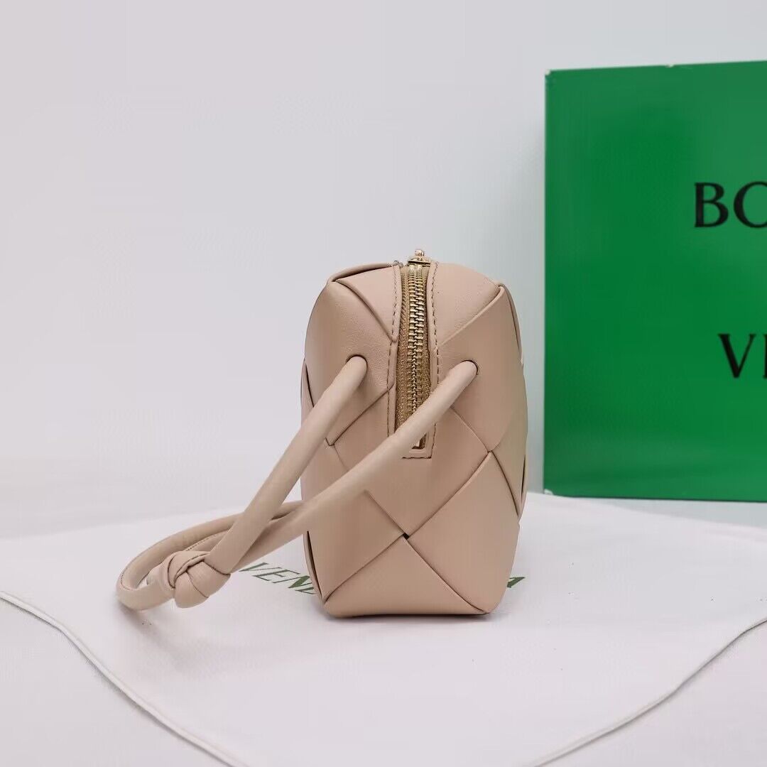 Bottega Veneta Small Cassette Camera Bag 709417 Cream Bottega Veneta Small Cassette Camera Bag 709417 Cream