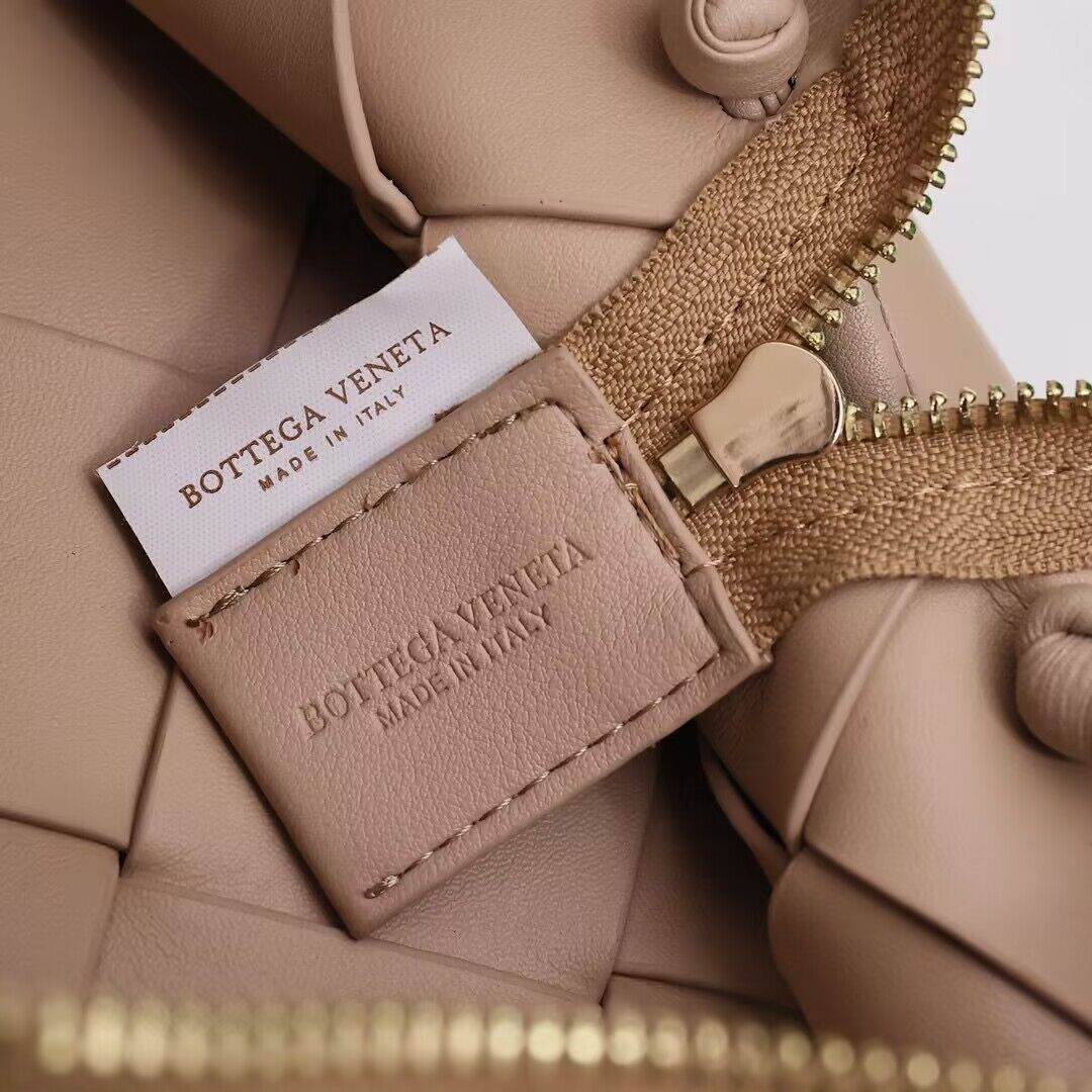 Bottega Veneta Small Cassette Camera Bag 709417 Cream Bottega Veneta Small Cassette Camera Bag 709417 Cream