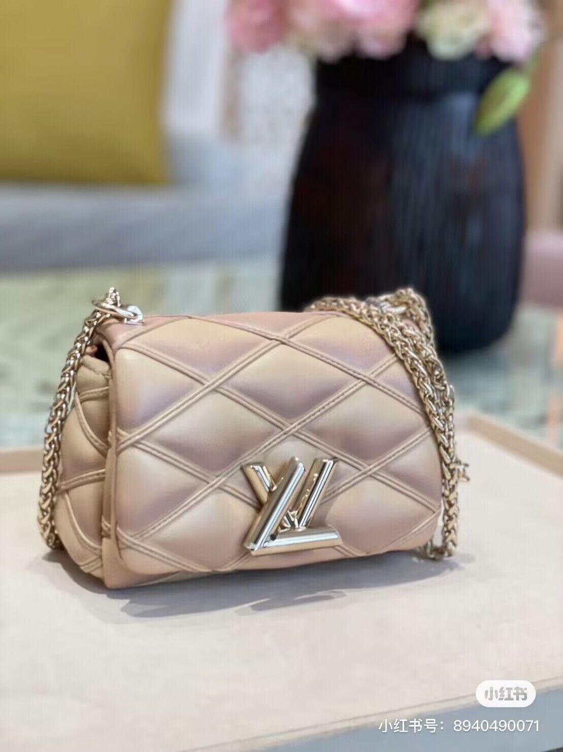 Louis Vuitton GO-14 MM M82752 Apricot Louis Vuitton GO-14 MM M82752 Apricot