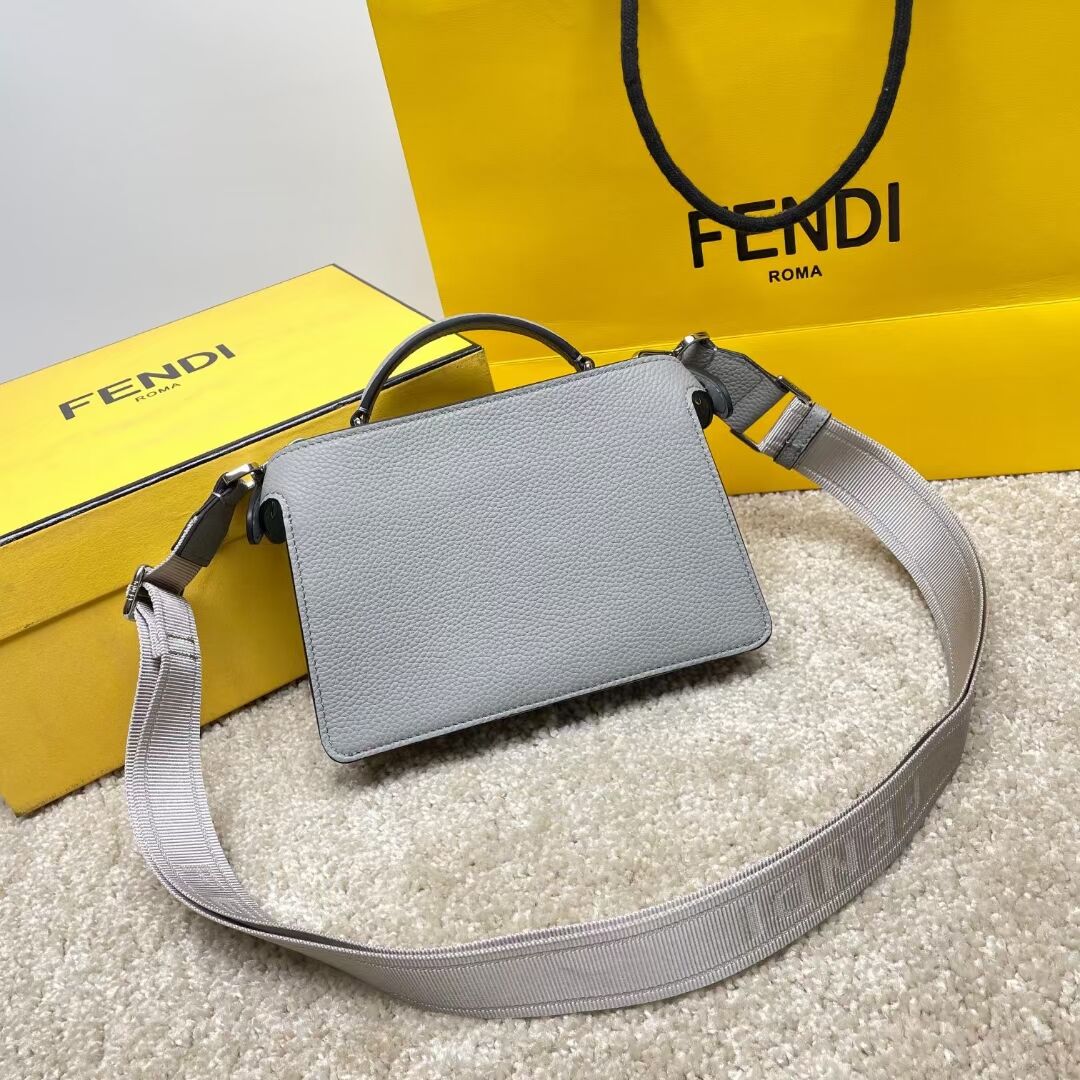 Fendi Peekaboo ISeeU XCross leather bag 7VA582A Light gray Fendi Peekaboo ISeeU XCross leather bag 7VA582A Light gray