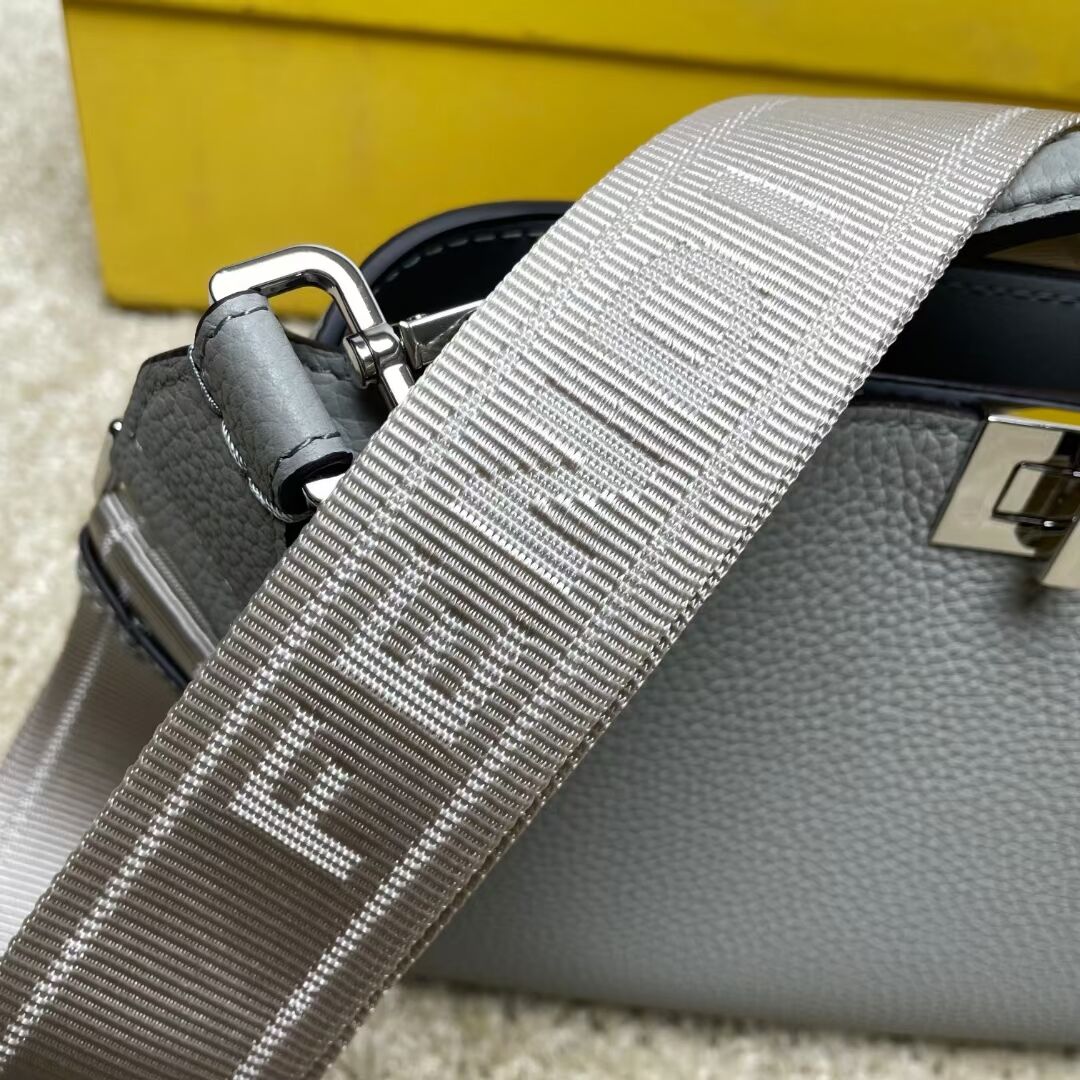 Fendi Peekaboo ISeeU XCross leather bag 7VA582A Light gray Fendi Peekaboo ISeeU XCross leather bag 7VA582A Light gray