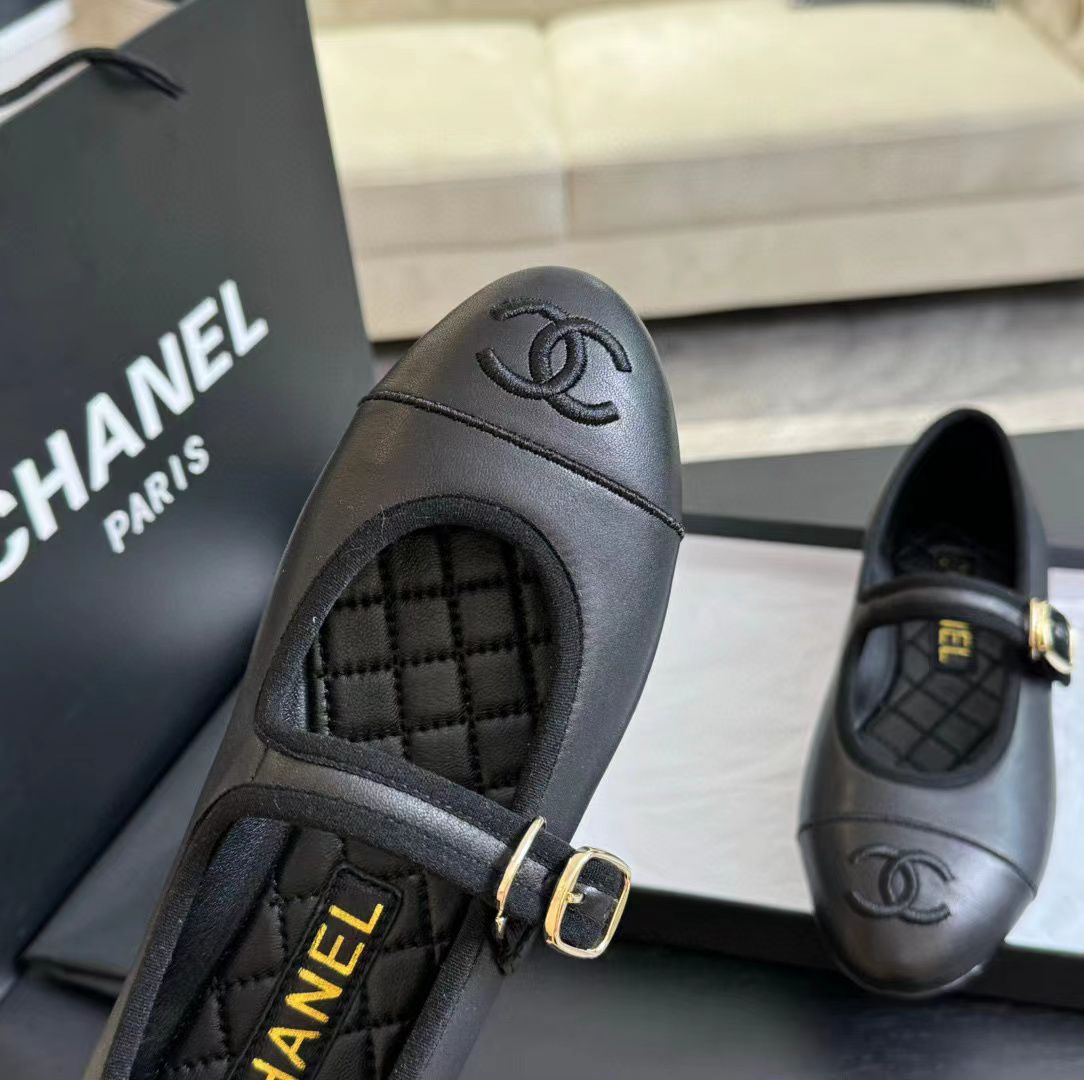Chanel Ballet Shoes A90889 Black