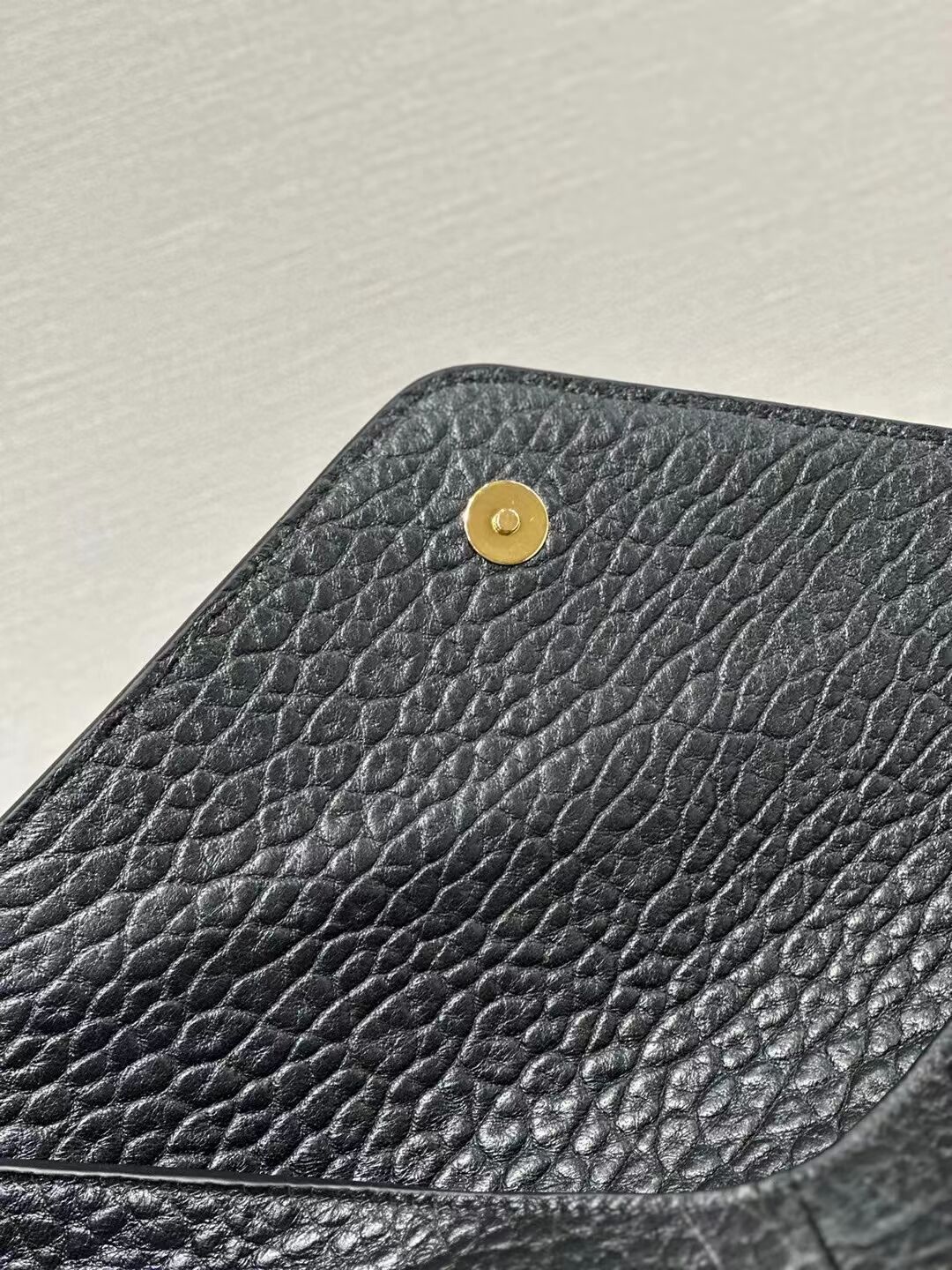 SAINT LAUREN CASSANDRE LARGE ENVELOPE POUCH IN LAMBSKIN 778181 BLACK SAINT LAUREN CASSANDRE LARGE ENVELOPE POUCH IN LAMBSKIN 778181 BLACK