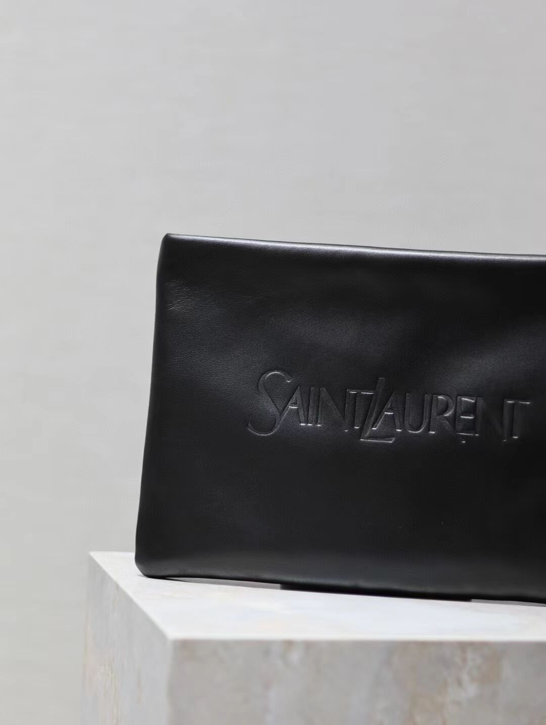 SAINT LAURENT CALYPSO LARGE POUCH IN LAMBSKIN 778943-1 black SAINT LAURENT CALYPSO LARGE POUCH IN LAMBSKIN 778943-1 black
