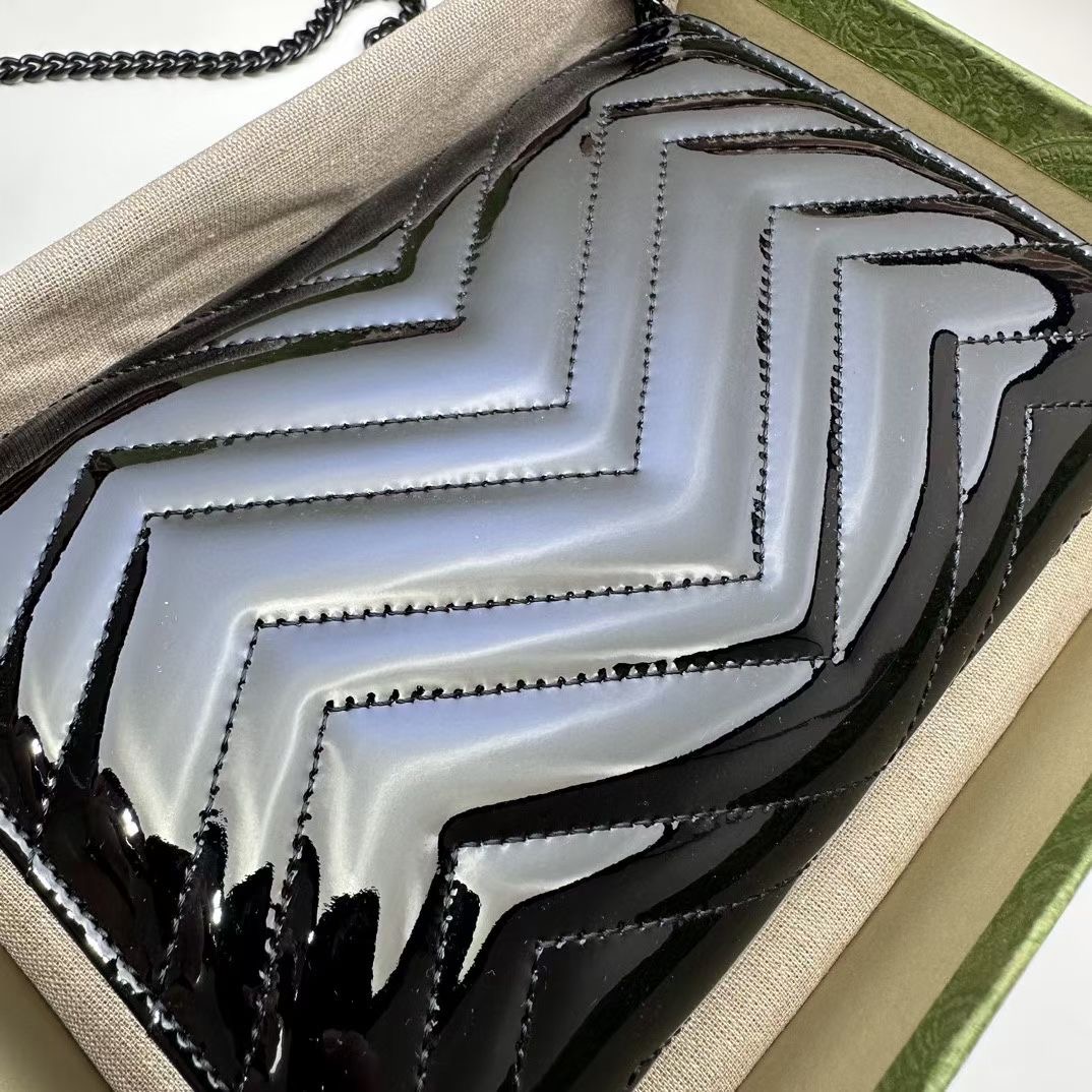 Gucci GG MARMONT Patent leather MINI BAG 474575 black Gucci GG MARMONT Patent leather MINI BAG 474575 black