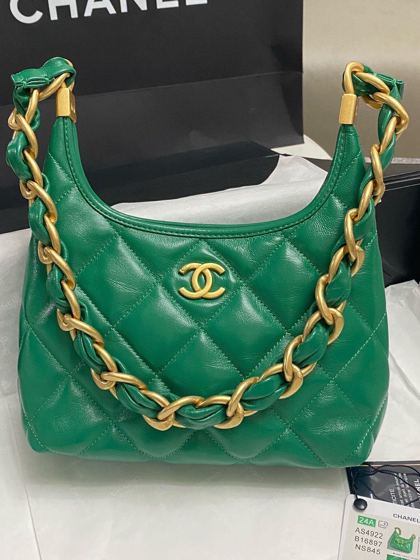 Chanel 24A Original Leather Hobo Bag AS4922 AS4923 Green Chanel 24A Original Leather Hobo Bag AS4922 AS4923 Green