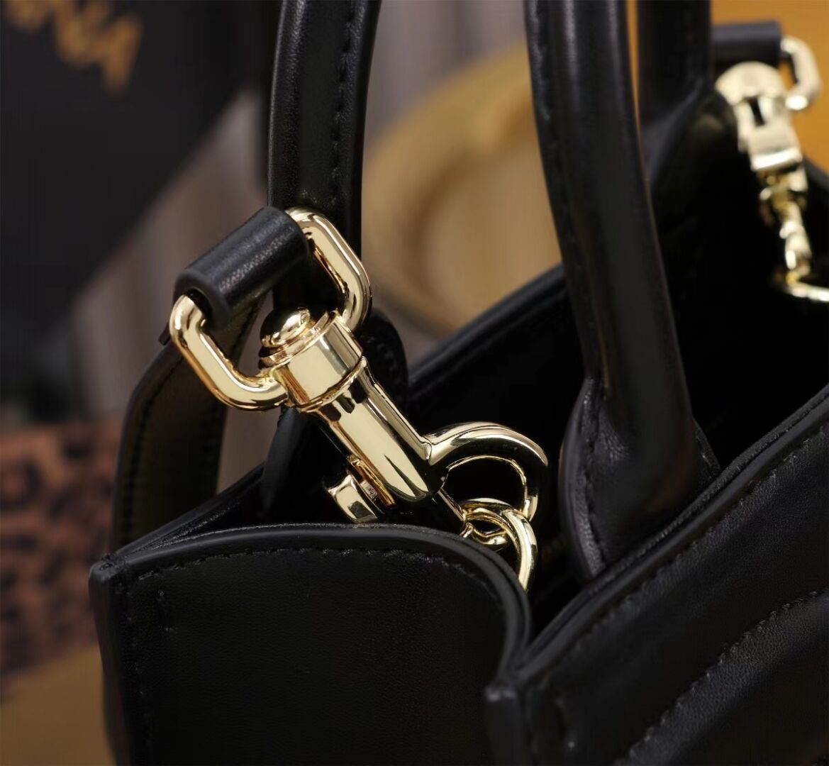 Dolce & Gabbana leather Shoulder Bag G6507 black Dolce & Gabbana leather Shoulder Bag G6507 black