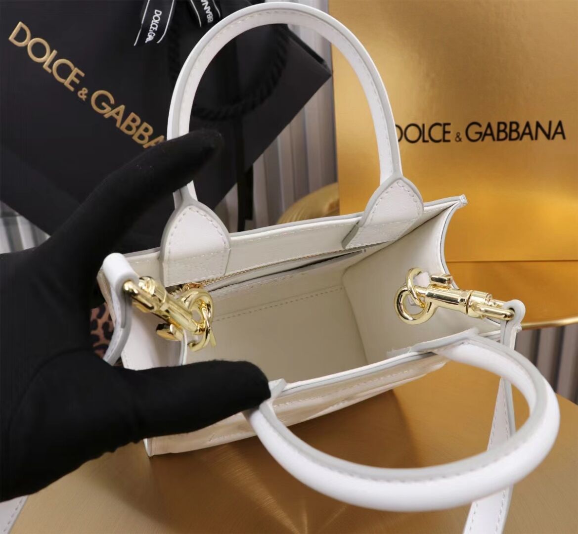 Dolce & Gabbana leather Shoulder Bag G6507 white Dolce & Gabbana leather Shoulder Bag G6507 white