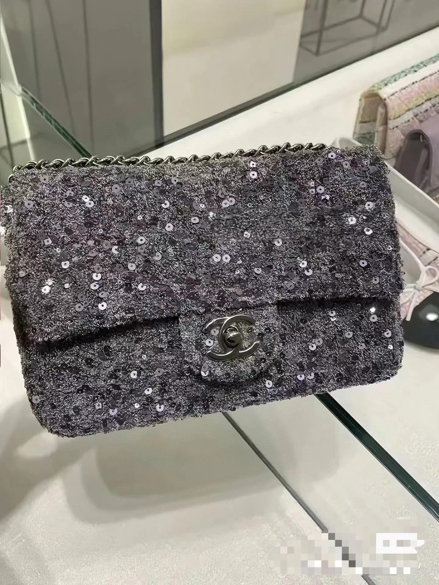 Chanel 24A SMALL FLAP BAG AS3965 Gray Chanel 24A SMALL FLAP BAG AS3965 Gray