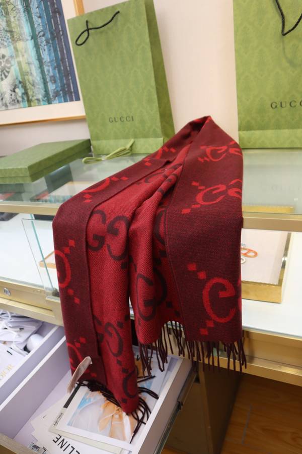 Gucci Scarf GUC00352 Gucci Scarf GUC00352