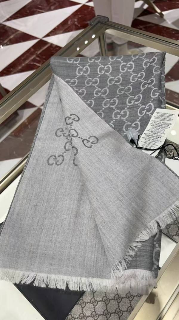 Gucci Scarf GUC00359 Gucci Scarf GUC00359
