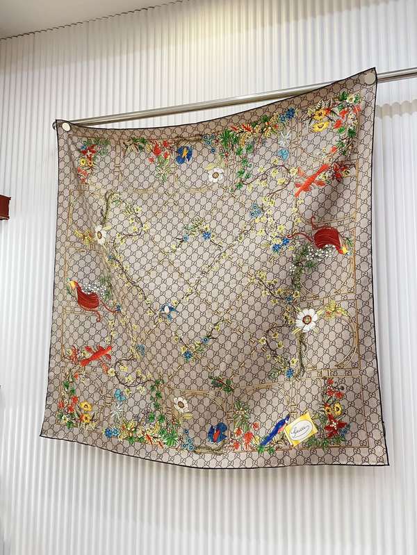 Gucci Scarf GUC00364 Gucci Scarf GUC00364