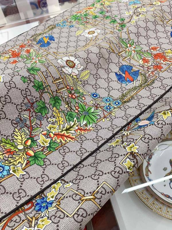 Gucci Scarf GUC00364 Gucci Scarf GUC00364