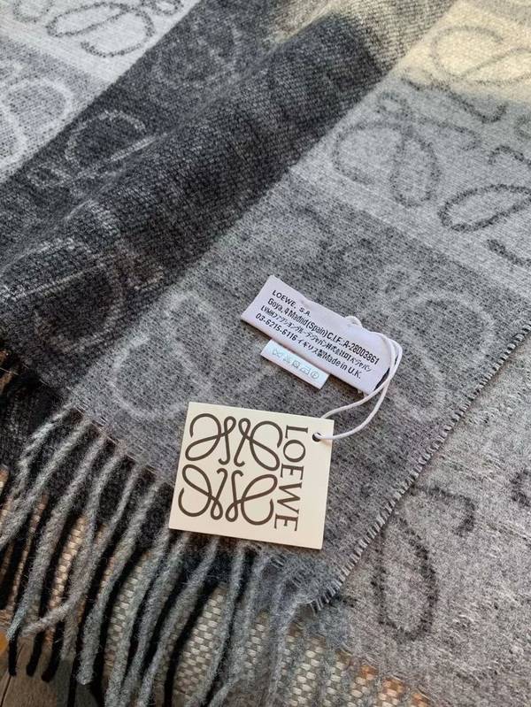 Loewe Scarf LOC00060 Loewe Scarf LOC00060