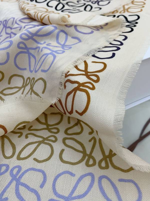 Loewe Scarf LOC00062 Loewe Scarf LOC00062