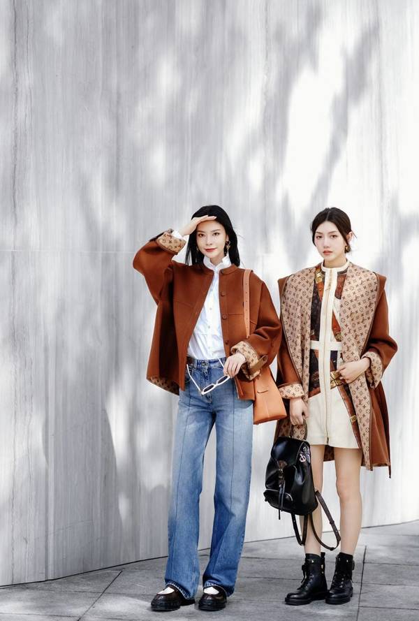 Louis Vuitton Top Quality Overcoat LVY00042 Louis Vuitton Top Quality Overcoat LVY00042