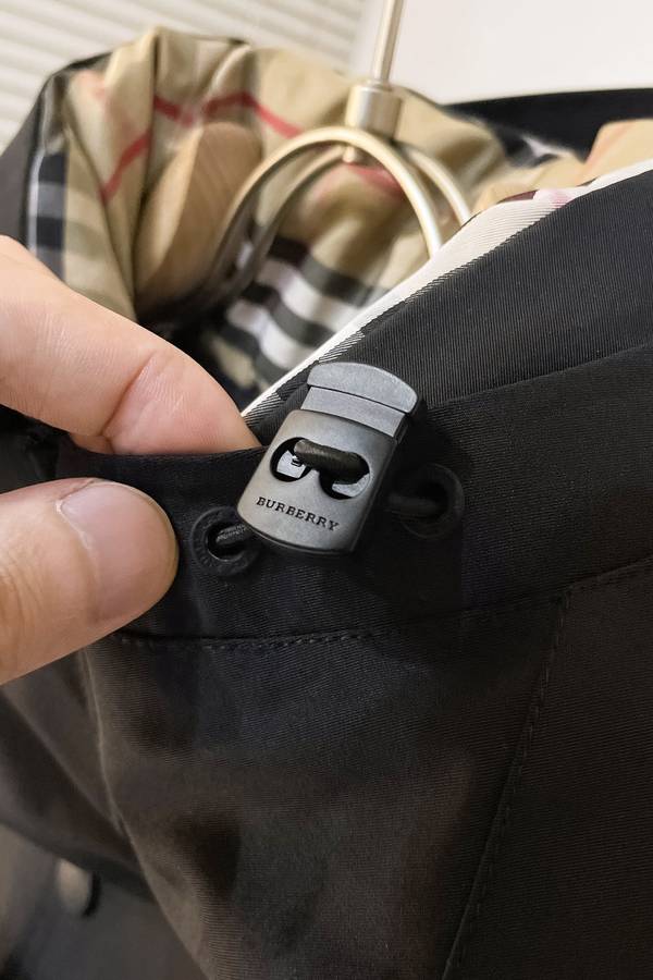 Burberry Top Quality Down Coat BBY00143-1 Burberry Top Quality Down Coat BBY00143-1