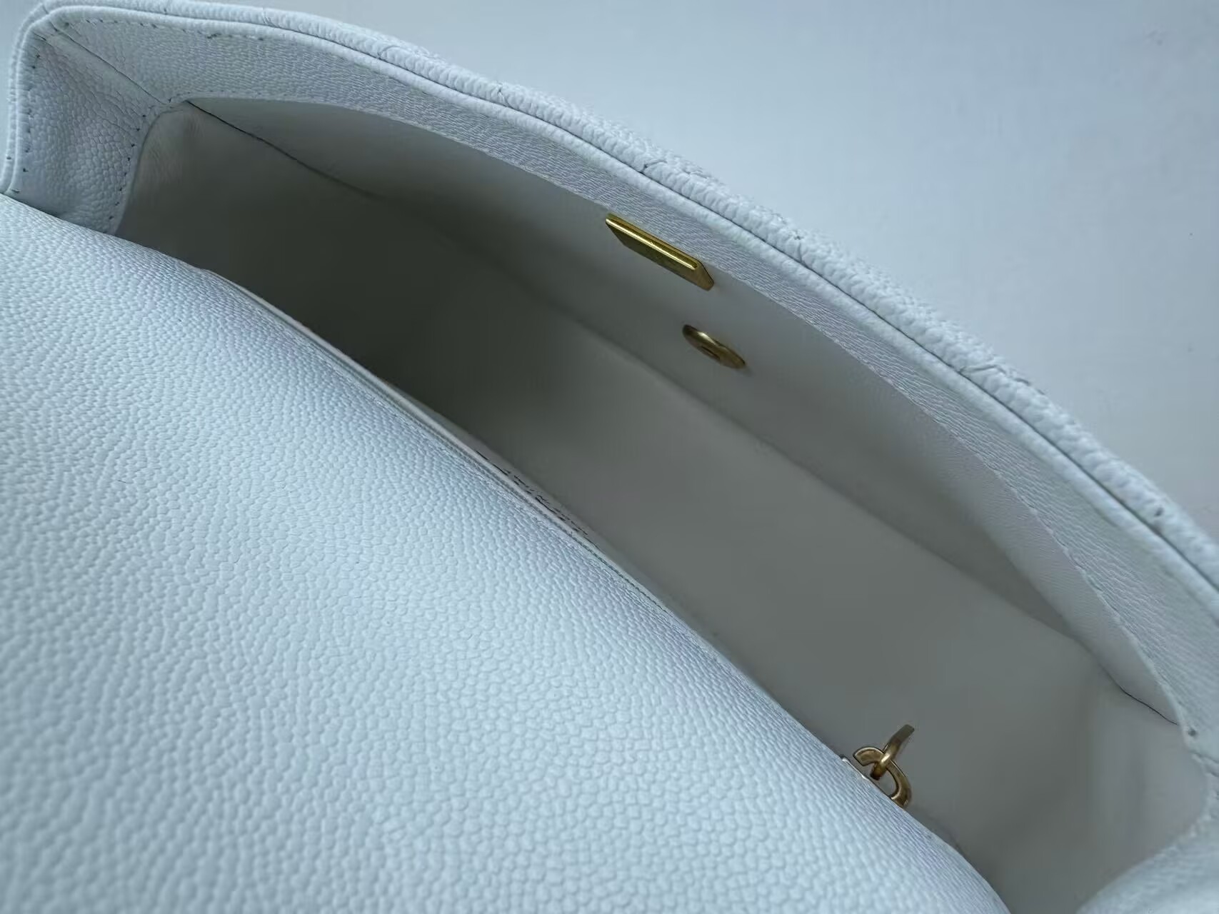 Chanel 23P Original Caviar Leather Mini Flap Bag AS3829 White Chanel 23P Original Caviar Leather Mini Flap Bag AS3829 White