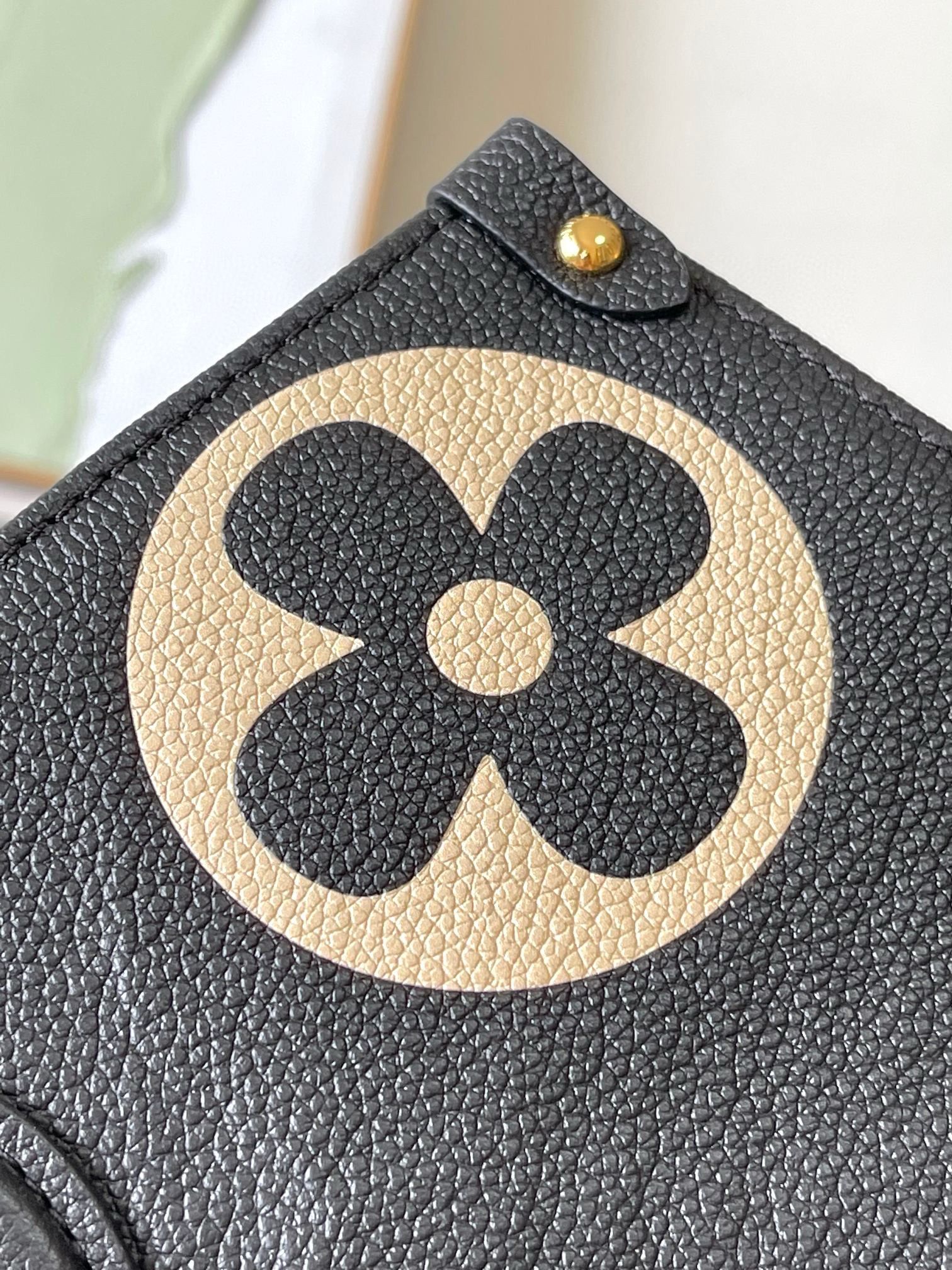 Louis Vuitton ONTHEGO Original Leather GM M45945 Black Louis Vuitton ONTHEGO Original Leather GM M45945 Black