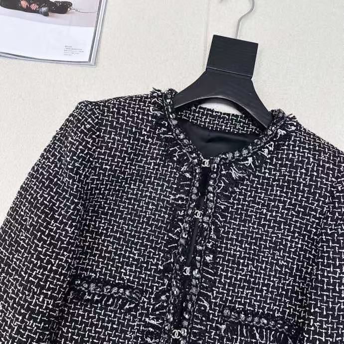 Chanel Top Quality Loose Coat CT80401 Chanel Top Quality Loose Coat CT80401