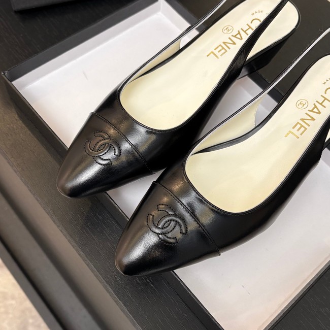 Chanel WOMENS SANDAL 55865-1