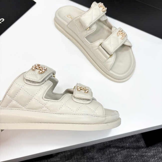 Chanel WOMENS SANDAL 55869-11