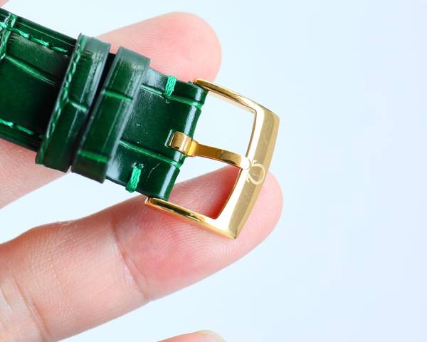 Omega Watch OMW00851-1