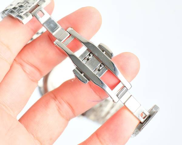 Omega Watch OMW00865