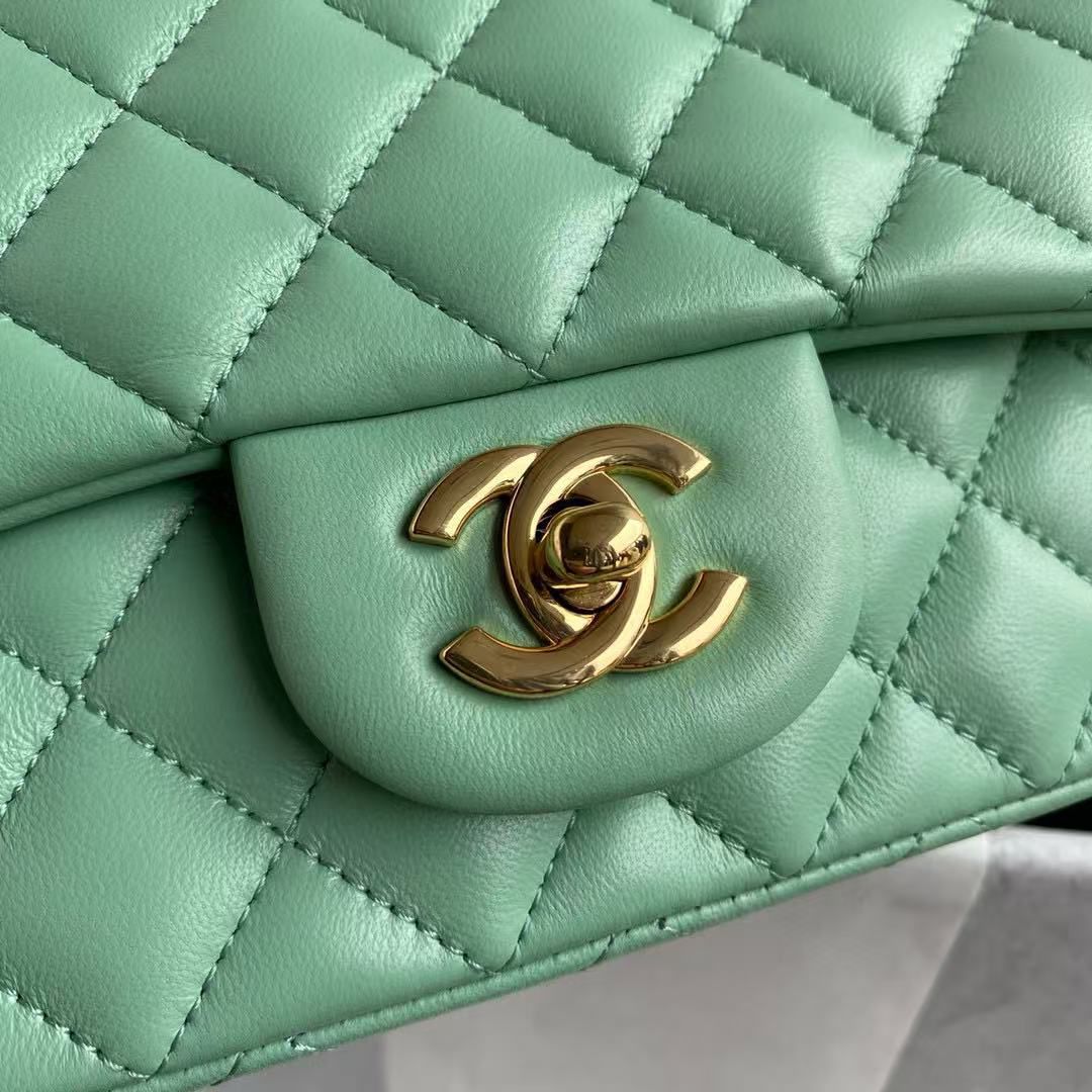 CHANEL CLASSIC 11.12 HANDBAG A01116 Light Green