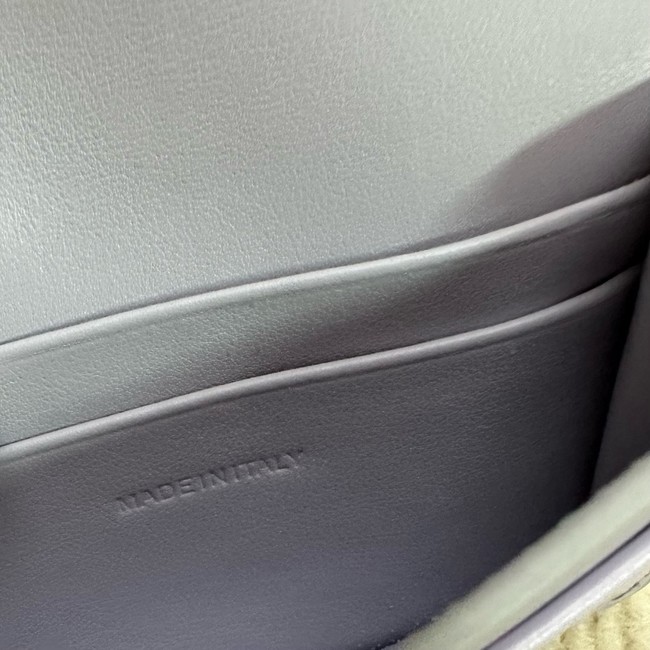 Celine CARD HOLDER WITH FLAP TRIOMPHE IN SHINY CALFSKIN 10I583 light Purple