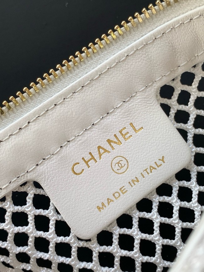 Chanel Chain handbag AP4575 white