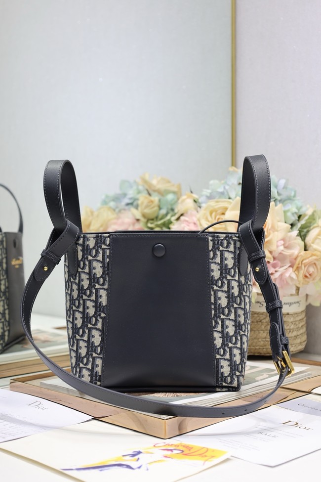 Dior Blue Dior Oblique Jacquard and Smooth Calfskin M2841USKU