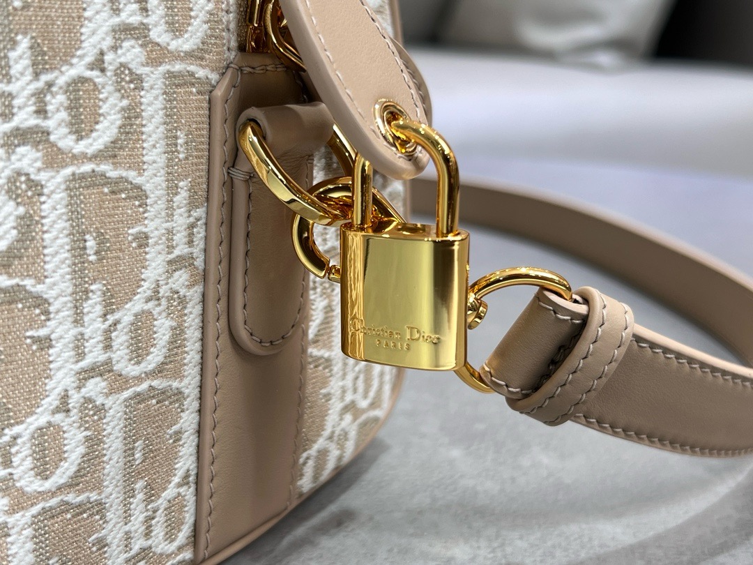 Dior Groove 16 Bag Natural Dior Oblique Jacquard M1364UTZ