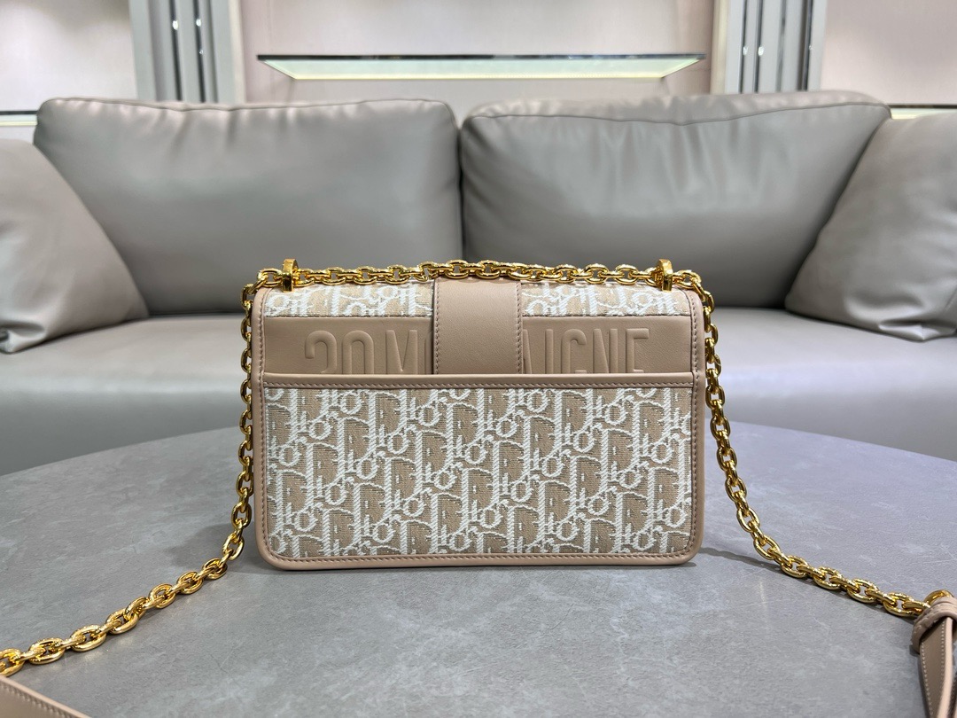 Dior 30 Montaigne Chain Bag Natural Dior Oblique Jacquard M9208UTZQ