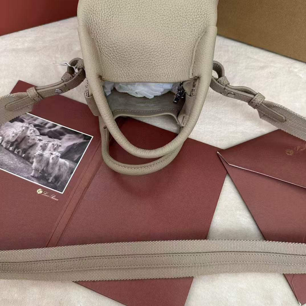 Loro Piana Bale Micro Grain Leather Crossbody Bag 60220 Light Mastic Loro Piana Bale Micro Grain Leather Crossbody Bag 60220 Light Mastic