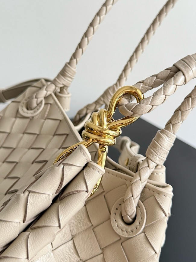 Bottega Veneta Small Parachute 796569 Ecru