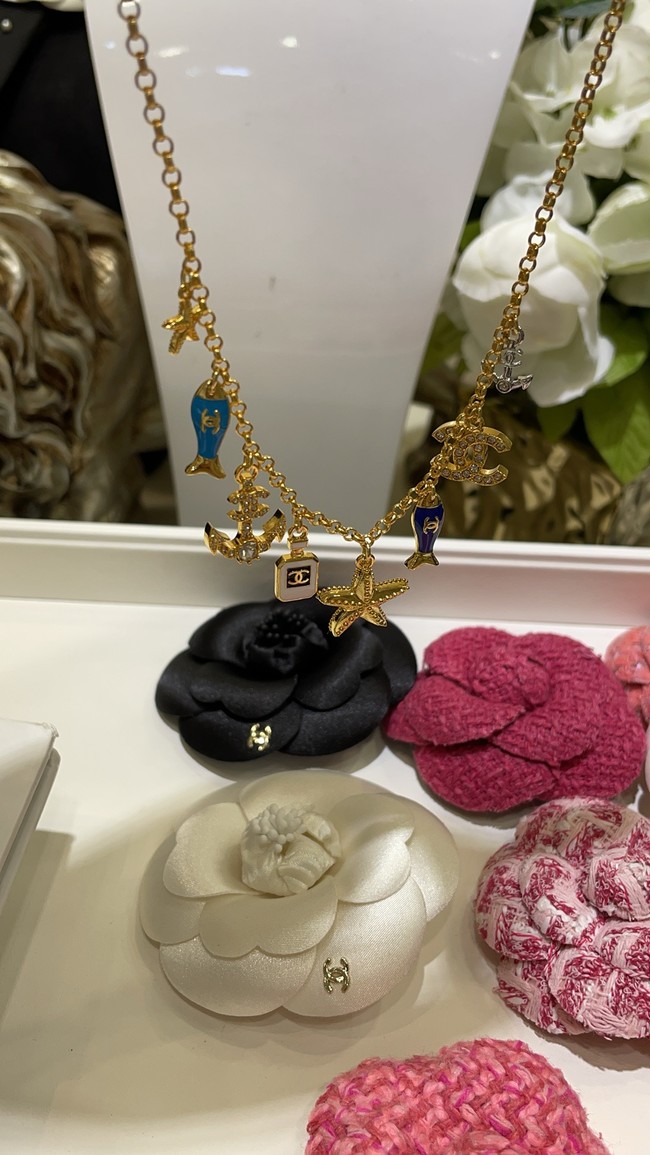 Chanel necklace CE16868