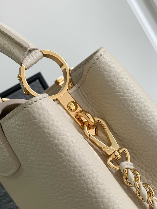 Louis Vuitton Capucines BB M23083 Off-white