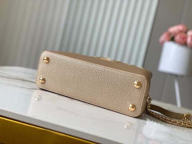 Louis Vuitton Capucines BB M48865 gold