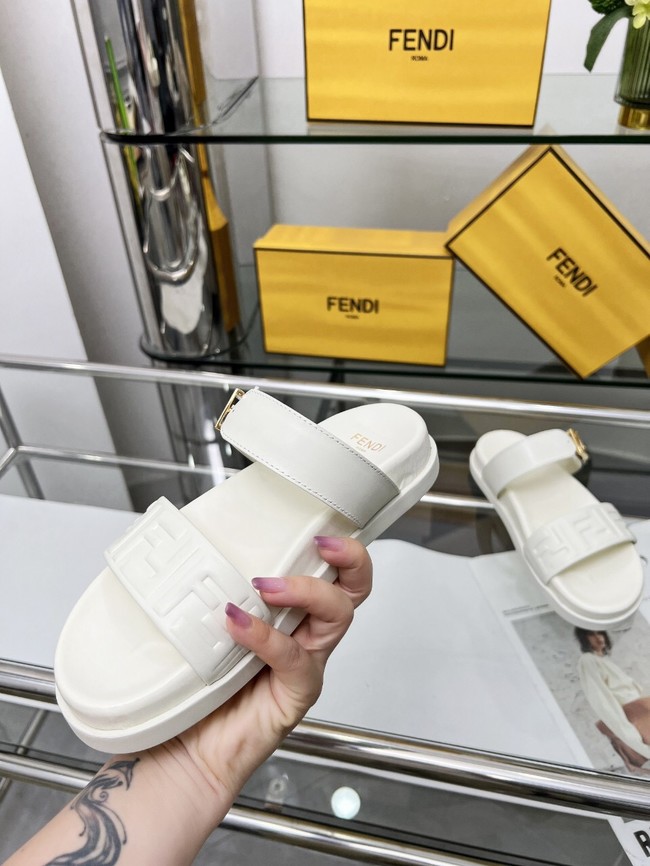 Fendi WOMENS SANDAL 44967-8