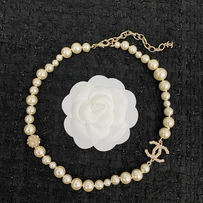 Chanel necklace CE16977