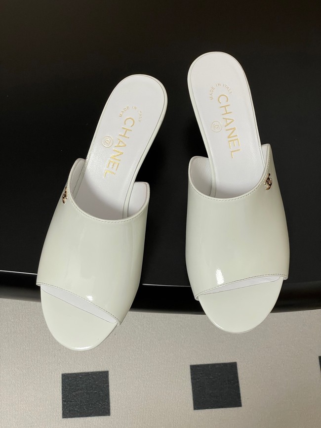 Chanel Slippers 44991-1